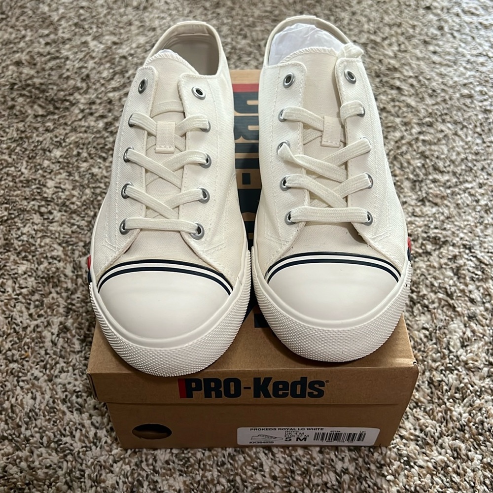 PROKEDS TOYAL LO WHITE BOYS US YOUTH SIZE 5 M